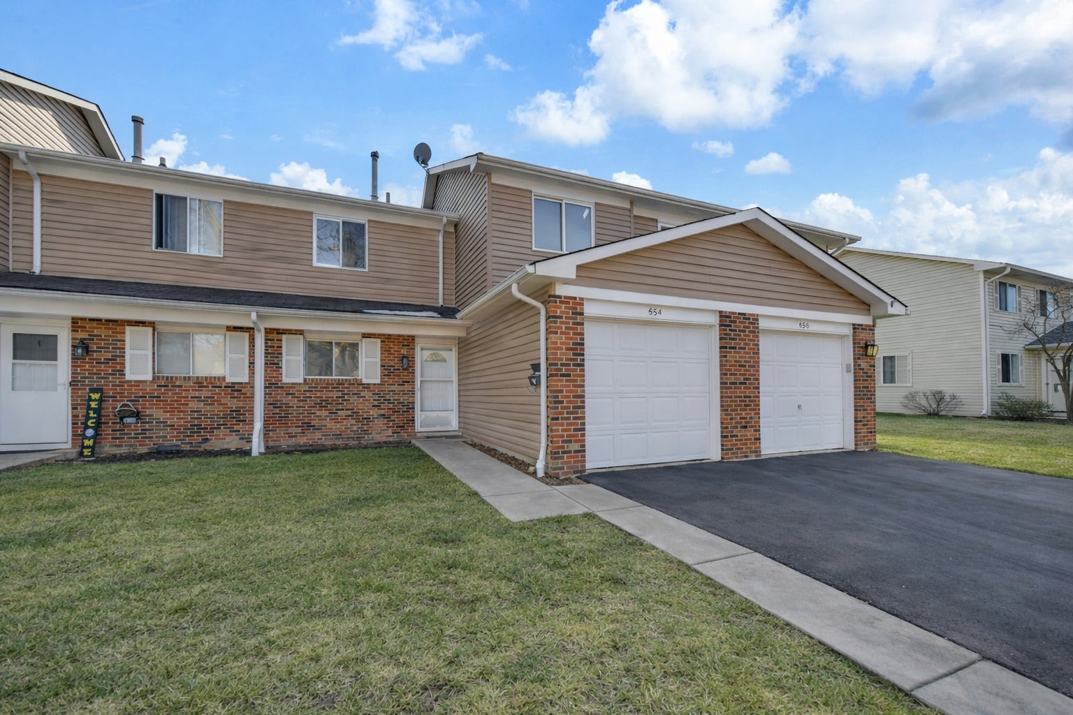 454 Esselen Court