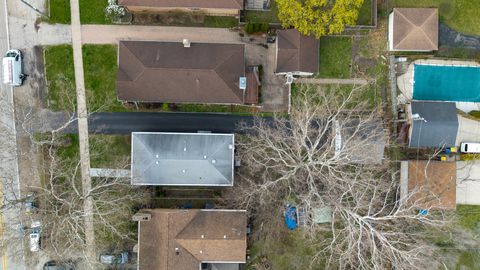 Tiny photo for 318 Hibbard Road, Wilmette, IL 60091 (MLS # 12607997)