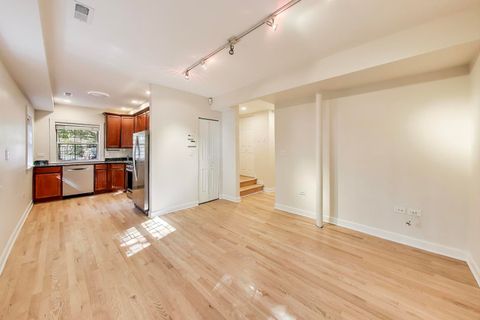 Tiny photo for 2403 N ORCHARD Street #G, Chicago, IL 60614 (MLS # 12483556)
