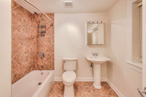 Tiny photo for 2403 N ORCHARD Street #G, Chicago, IL 60614 (MLS # 12483556)