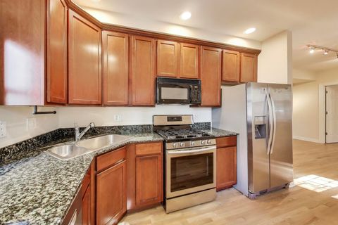 Tiny photo for 2403 N ORCHARD Street #G, Chicago, IL 60614 (MLS # 12483556)