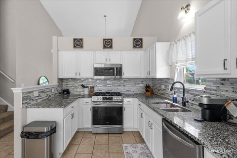 Tiny photo for 320 Daffodil Drive, Romeoville, IL 60446 (MLS # 12668441)