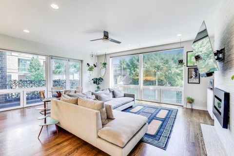 Tiny photo for 1800 N California Avenue #1E, Chicago, IL 60647 (MLS # 12617256)