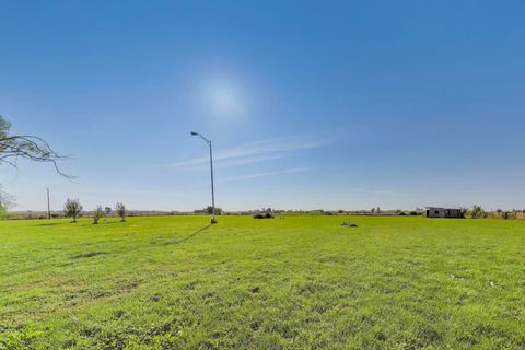 Tiny photo for 17128 Lukens Road, Sycamore, IL 60178 (MLS # 12489451)