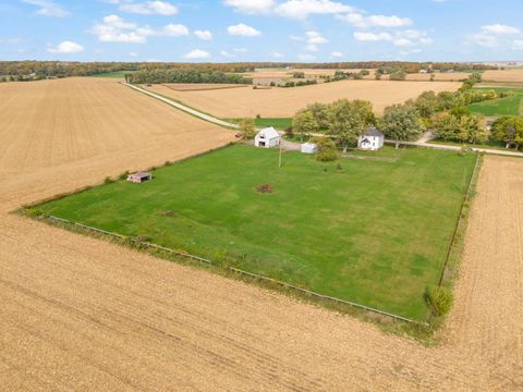 Tiny photo for 17128 Lukens Road, Sycamore, IL 60178 (MLS # 12489451)