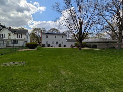Tiny photo for 1437 S Walnut Avenue, Freeport, IL 61032 (MLS # 12625343)