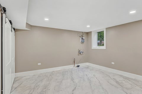 Tiny photo for 2333 Hawthorne Avenue, Westchester, IL 60154 (MLS # 12747108)