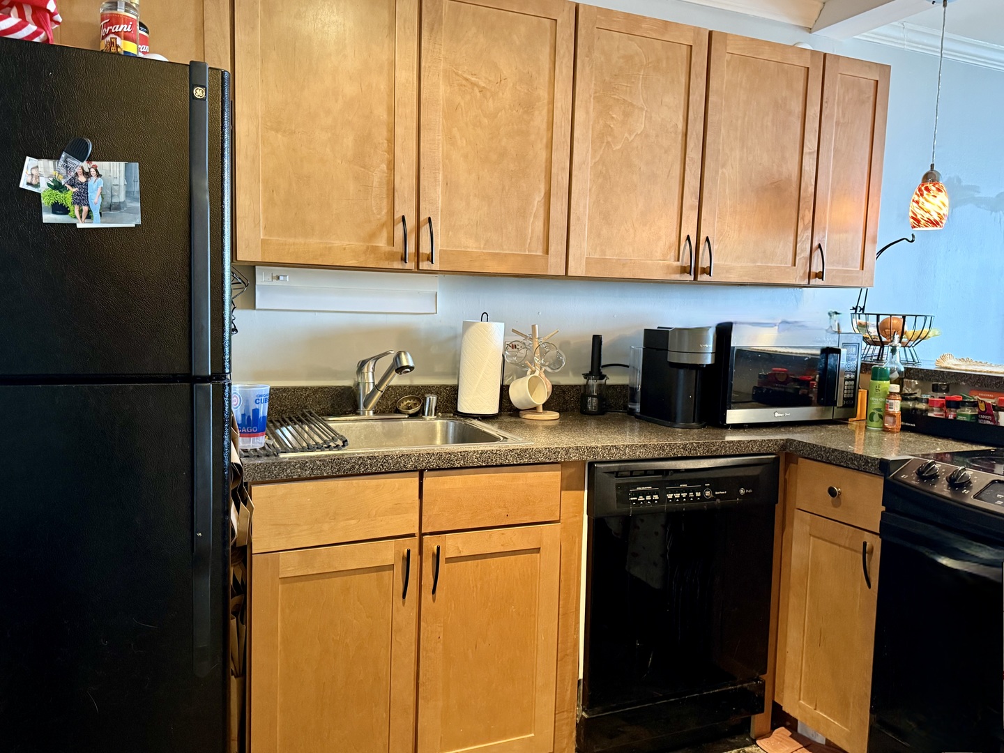655 W IRVING PARK Road 1611