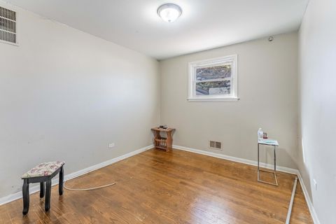 Tiny photo for 204 S Roy Avenue, Northlake, IL 60164 (MLS # 12575335)
