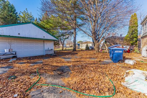 Tiny photo for 204 S Roy Avenue, Northlake, IL 60164 (MLS # 12575335)