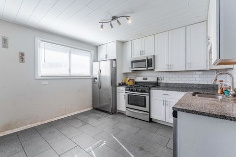 Tiny photo for 204 S Roy Avenue, Northlake, IL 60164 (MLS # 12575335)