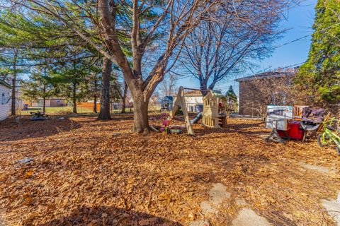 Tiny photo for 204 S Roy Avenue, Northlake, IL 60164 (MLS # 12575335)