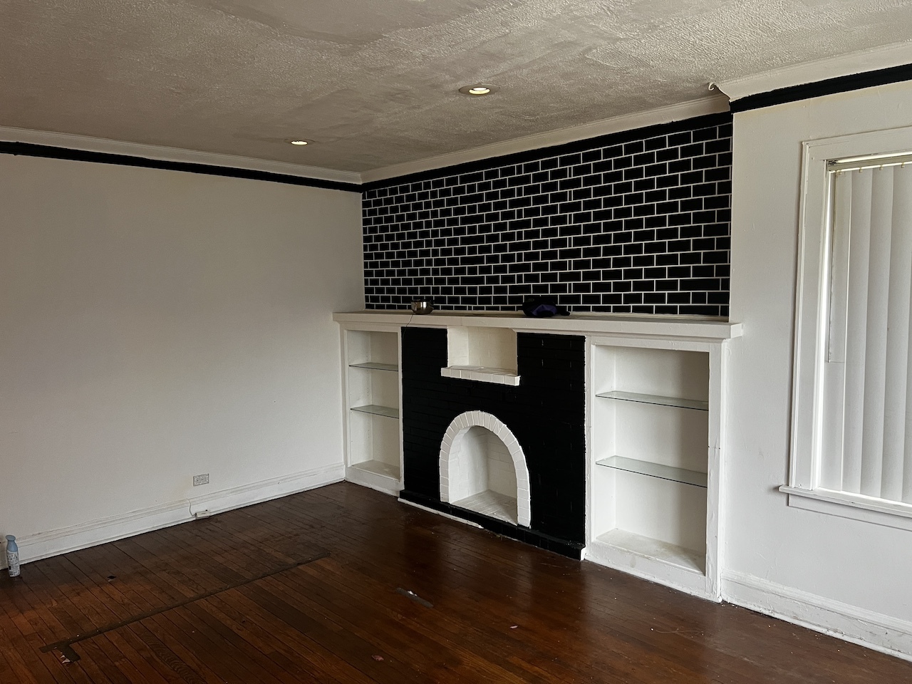 8226 S Paulina Street