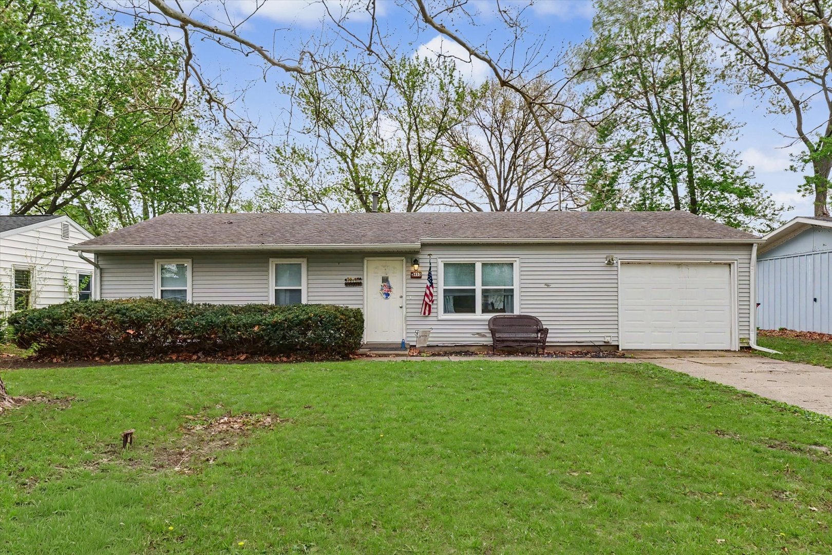 Photo 1 of 21 — 2405 Lawndale Drive, Champaign, IL 61821