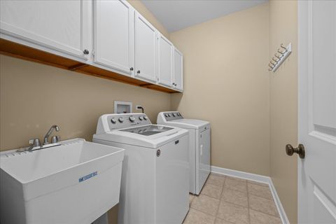 Tiny photo for 2538 Needham Court, Aurora, IL 60503 (MLS # 12506917)