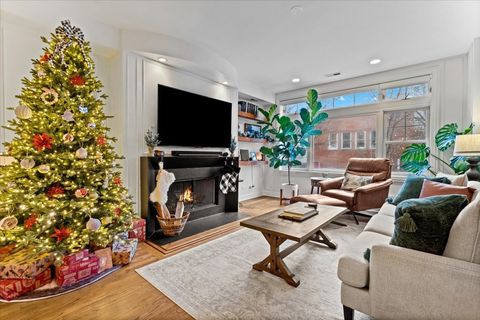 Tiny photo for 1348 W George Street #1, Chicago, IL 60657 (MLS # 12541702)