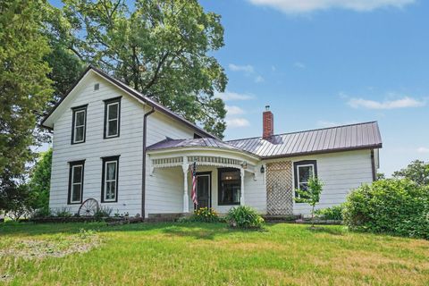Photo of 104 N Lime Street, Albany, IL 61230 (MLS # 12673561)