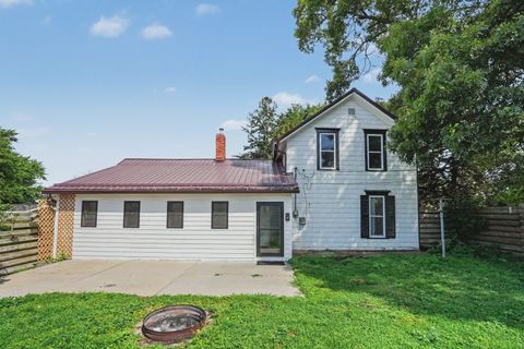 Tiny photo for 104 N Lime Street, Albany, IL 61230 (MLS # 12673561)