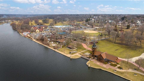 Tiny photo for 272 Charlestowne Lakes Drive, St. Charles, IL 60174 (MLS # 12690803)