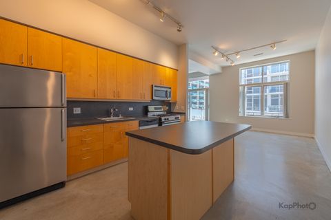 Tiny photo for 939 W Madison Street #403, Chicago, IL 60607 (MLS # 12610995)