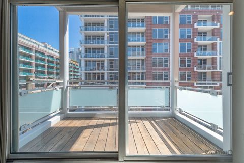 Tiny photo for 939 W Madison Street #403, Chicago, IL 60607 (MLS # 12610995)