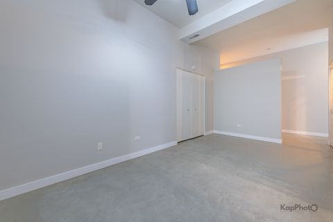Tiny photo for 939 W Madison Street #403, Chicago, IL 60607 (MLS # 12610995)