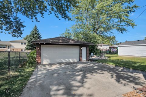 Tiny photo for 17842 65th Avenue, Tinley Park, IL 60477 (MLS # 12491787)