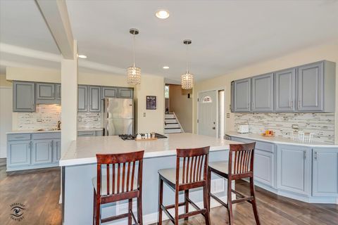 Tiny photo for 17842 65th Avenue, Tinley Park, IL 60477 (MLS # 12491787)