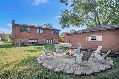 Tiny photo for 17842 65th Avenue, Tinley Park, IL 60477 (MLS # 12491787)