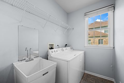 Tiny photo for 23 Championship Parkway, Hawthorn Woods, IL 60047 (MLS # 12475209)