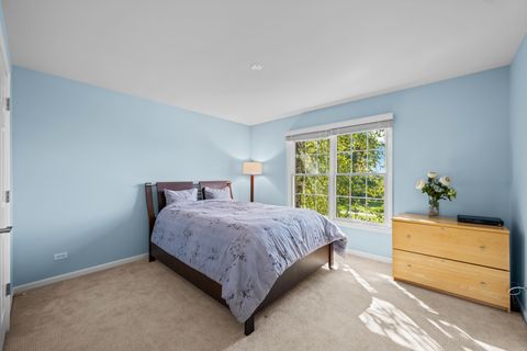 Tiny photo for 23 Championship Parkway, Hawthorn Woods, IL 60047 (MLS # 12475209)