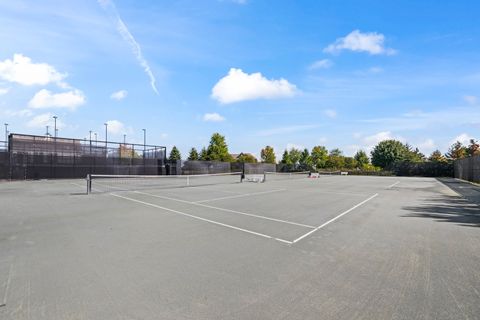 Tiny photo for 23 Championship Parkway, Hawthorn Woods, IL 60047 (MLS # 12475209)