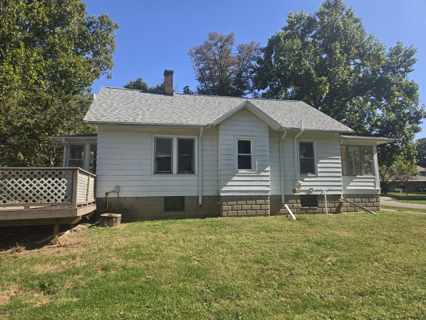 100 W Charles Street