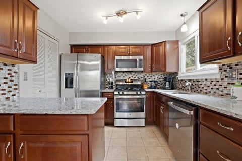 Tiny photo for 340 Homewood Drive, Bolingbrook, IL 60440 (MLS # 12743375)