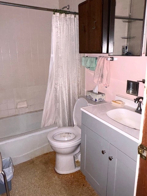 Tiny photo for 18610 W Karen Lane, Gurnee, IL 60031 (MLS # 12742089)