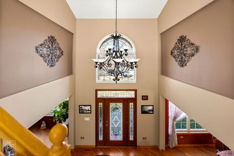 Tiny photo for 8 Fairfax Court, Bolingbrook, IL 60490 (MLS # 12586764)