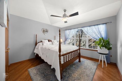 Tiny photo for 8 Fairfax Court, Bolingbrook, IL 60490 (MLS # 12586764)