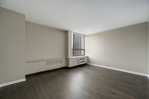 Tiny photo for 1455 N Sandburg Terrace #1802, Chicago, IL 60610 (MLS # 12560062)