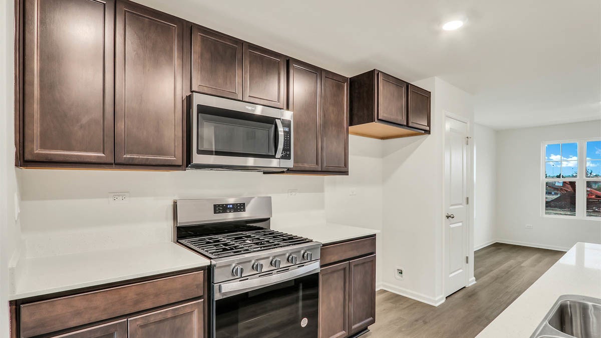 401 Lakeshore Court