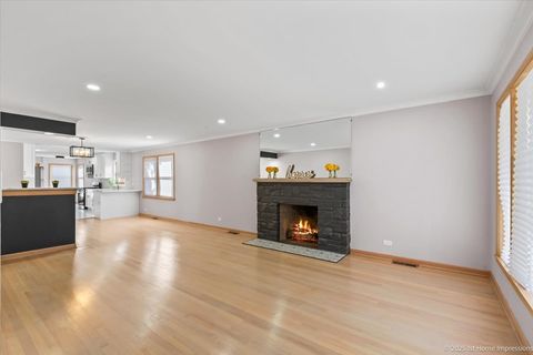 Tiny photo for 9733 S Springfield Avenue, Evergreen Park, IL 60805 (MLS # 12519433)