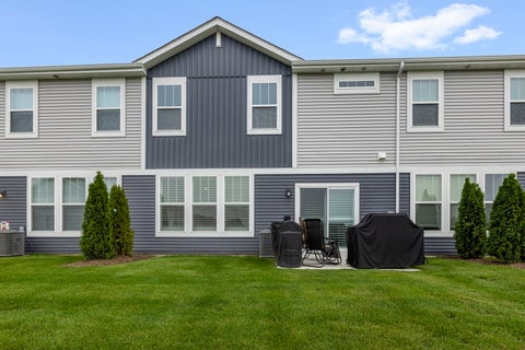 Tiny photo for 924 Shagbark Lane, West Dundee, IL 60118 (MLS # 12748905)