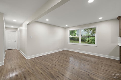 Tiny photo for 355 Hiawatha Drive, Lake In The Hills, IL 60156 (MLS # 12785969)