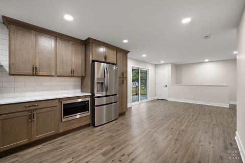 Tiny photo for 355 Hiawatha Drive, Lake In The Hills, IL 60156 (MLS # 12785969)