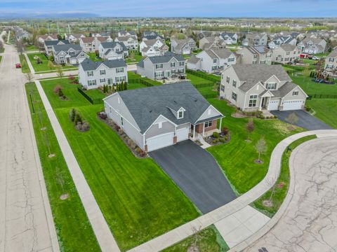 Tiny photo for 9242 Enstrom Court, Huntley, IL 60142 (MLS # 12620276)