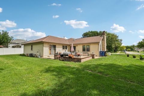 Tiny photo for 22646 Lawndale Avenue, Richton Park, IL 60471 (MLS # 12445105)