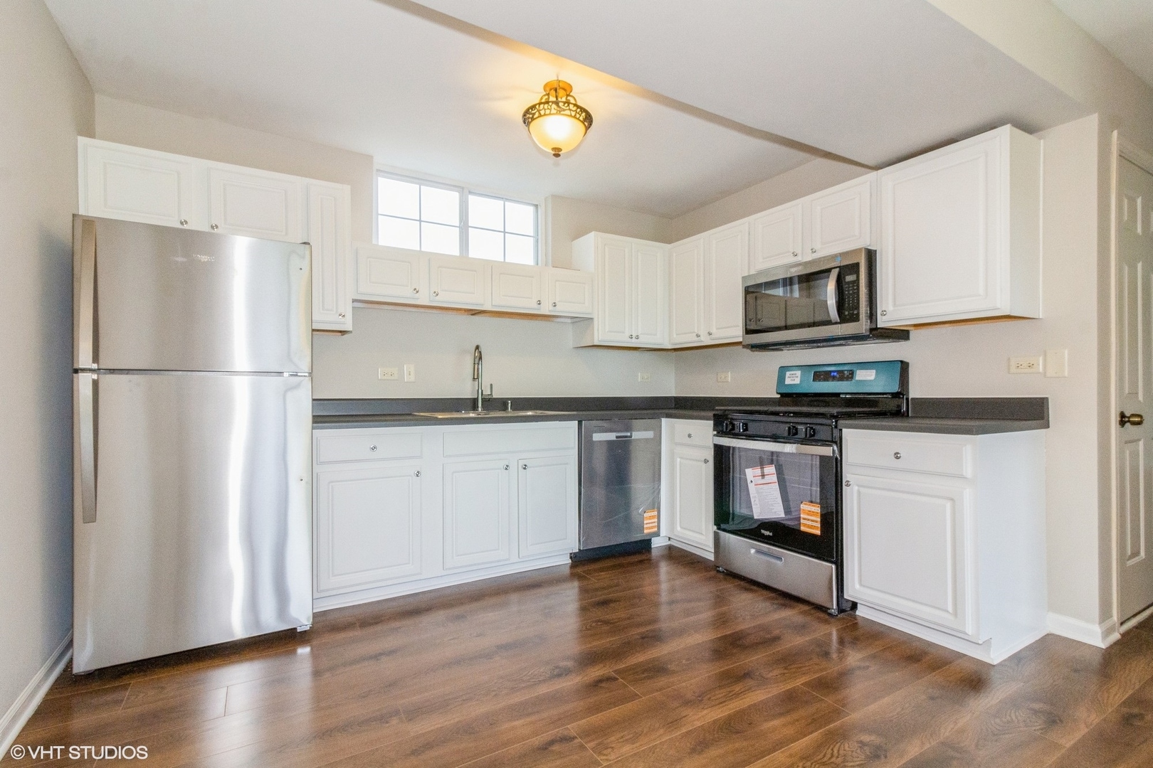 913 Village Court 913