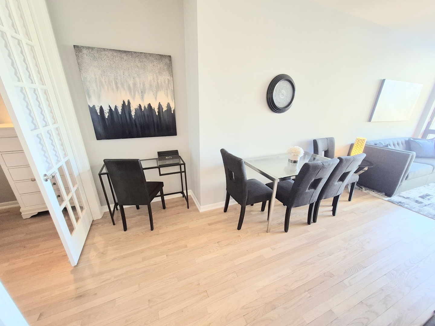 210 S DES PLAINES Street 707