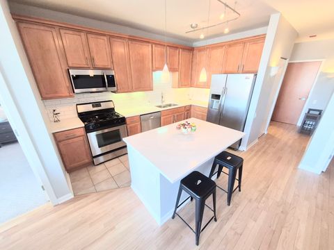 Tiny photo for 210 S DES PLAINES Street #707, Chicago, IL 60661 (MLS # 12557544)