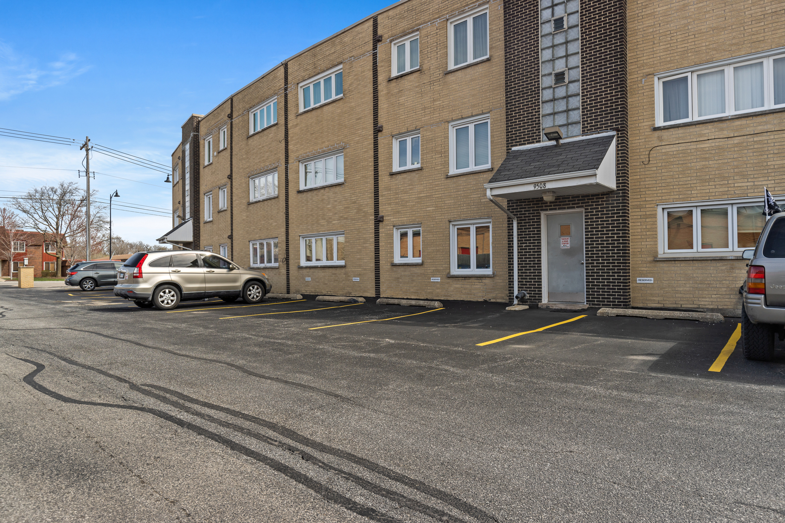 Listing image 4