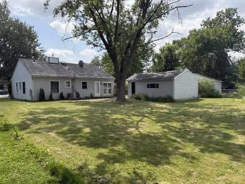 Tiny photo for 3420 Greenbriar Drive, Glenview, IL 60025 (MLS # 12711360)